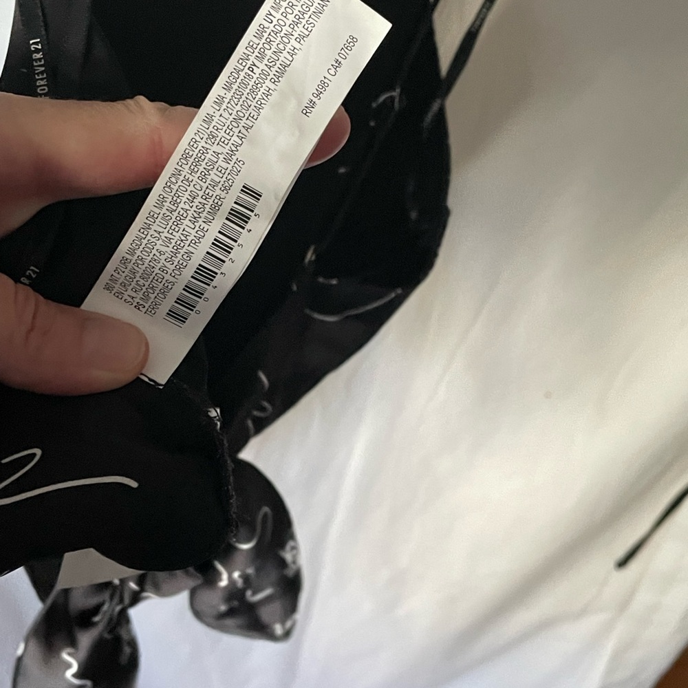 F21 tie back crop top NWT - Picture 7 of 9